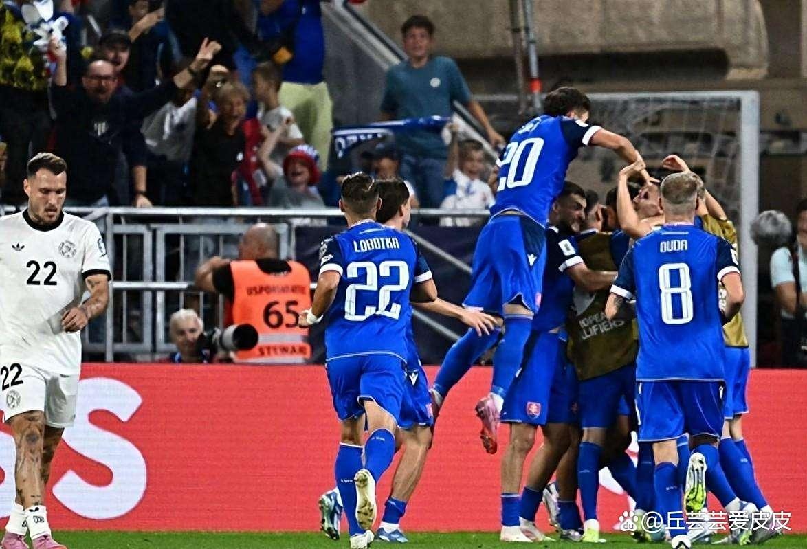 乐鱼体育登录-西亚豪门遭遇困境,球队备战关键战役是什么