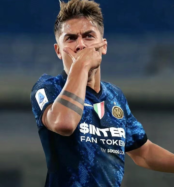 乐鱼体育-里昂前锋